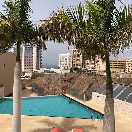 2 Bedroom With Parking, Wifi, Views & Heated Pool Апартаменты Плайя-Параисо